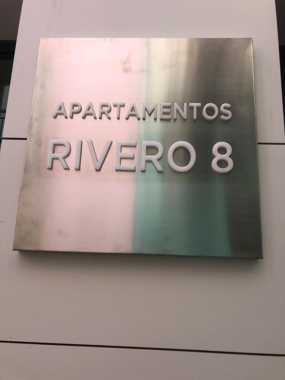 Apartamentos Rivero 8 Siviglia Esterno foto